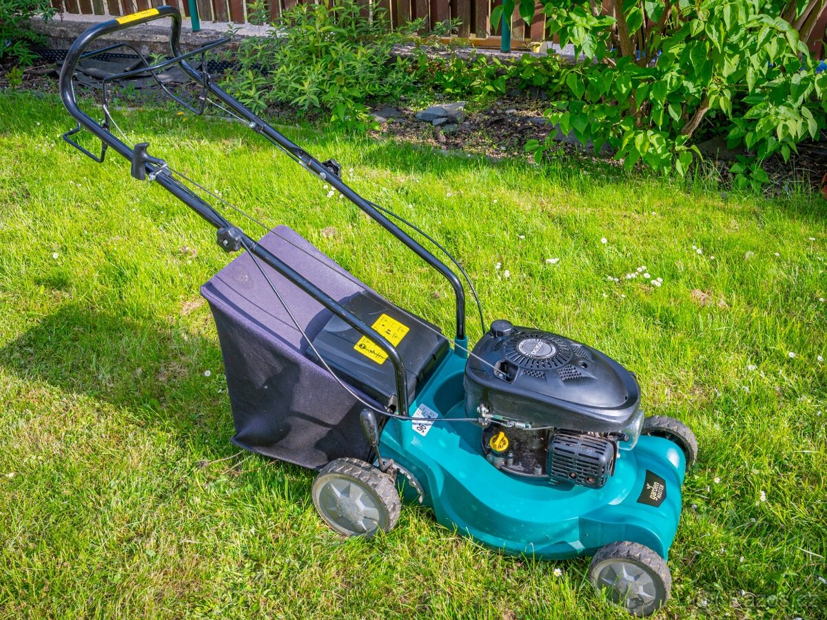 Benzínová sekačka GM DG 350 OHC s pojezdem
