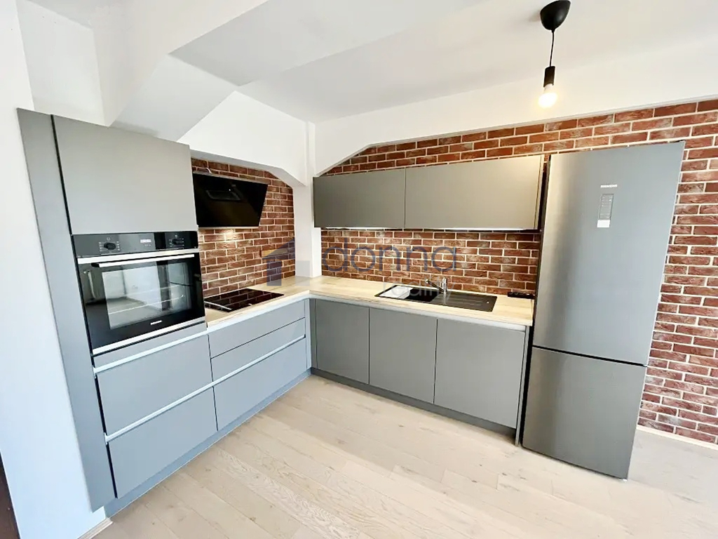 Pronájem bytu 2+kk, 44m², ul. Jankovcova, Praha 7 - Holešovi