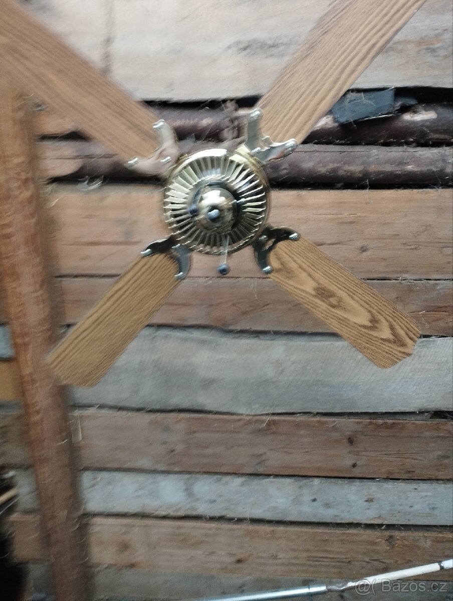 Stropní ventilátor
