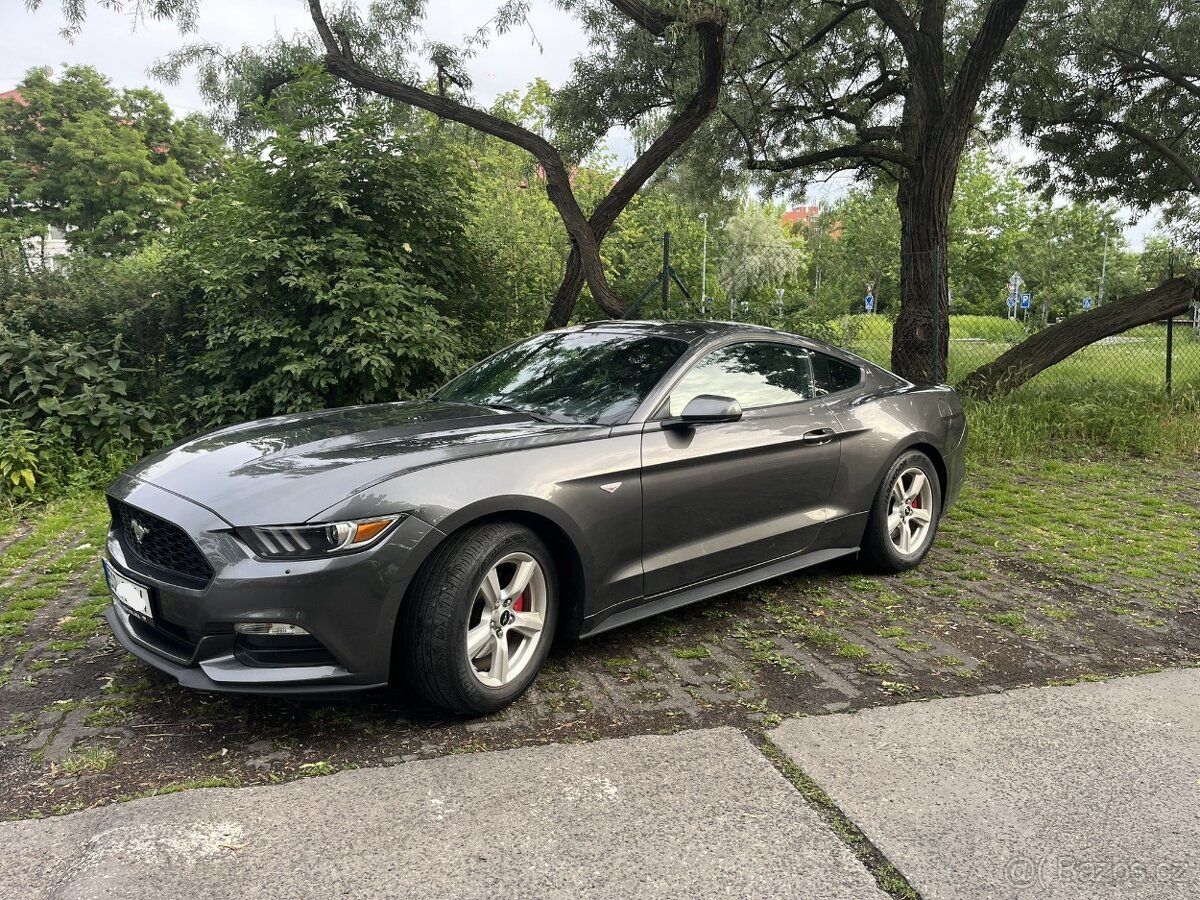 FORD MUSTANG (2016, 3.7L, V6, najeto: 87 400 km)