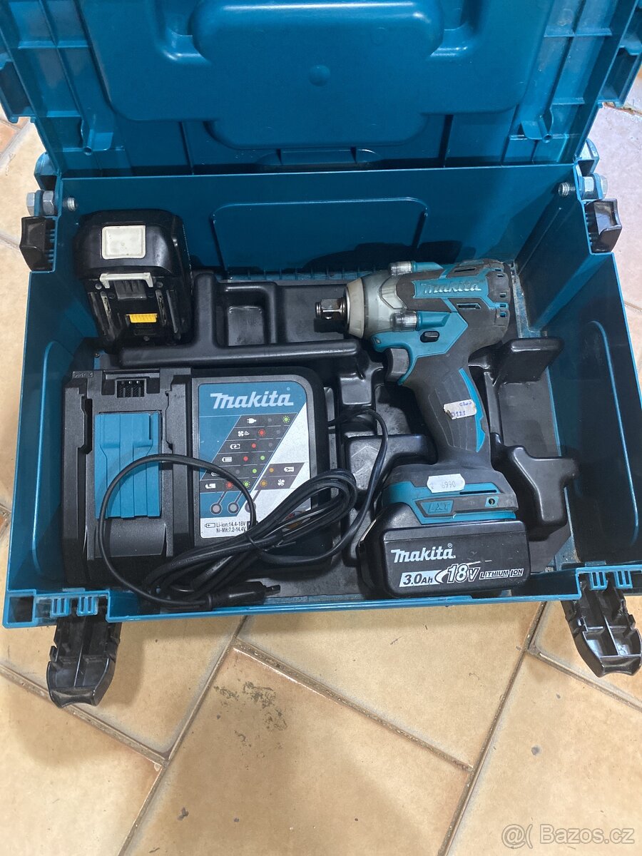 Rázový utahovák Makita DTW 285