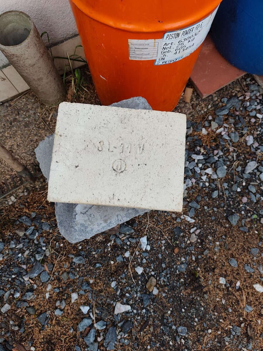 Šamotové cihly 40,-/ks