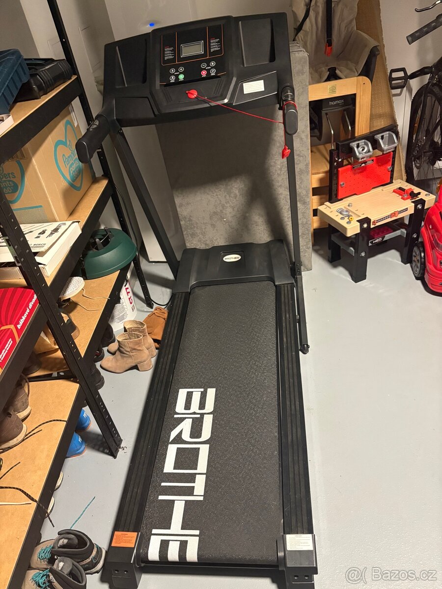 Běžecký pás Brother GB4000