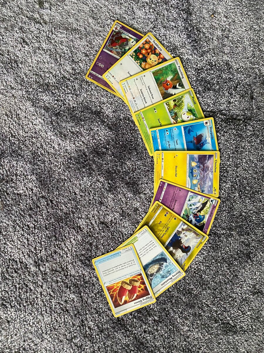 Pokémon kartičky (všechny za 182Kč)