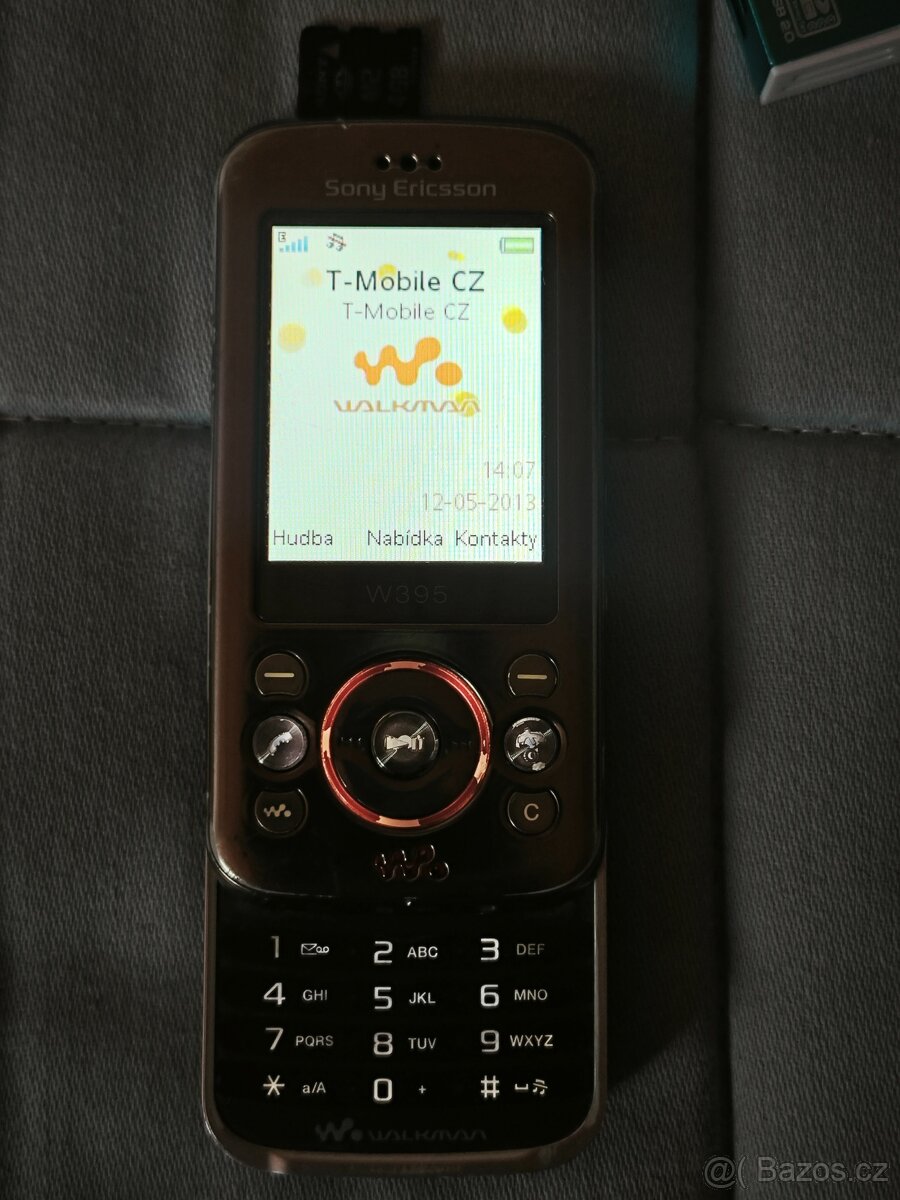 Sony Ericsson W395