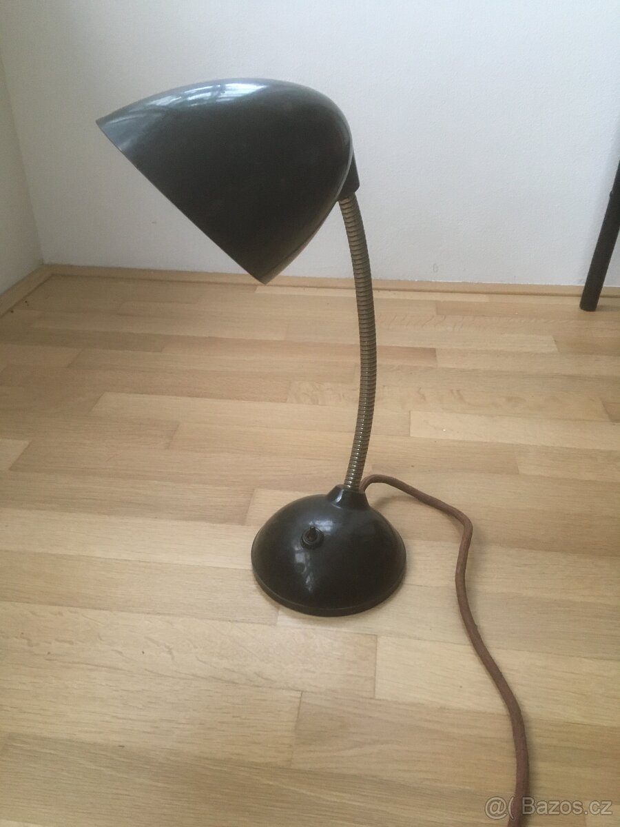 Prodám stolní lampu retro