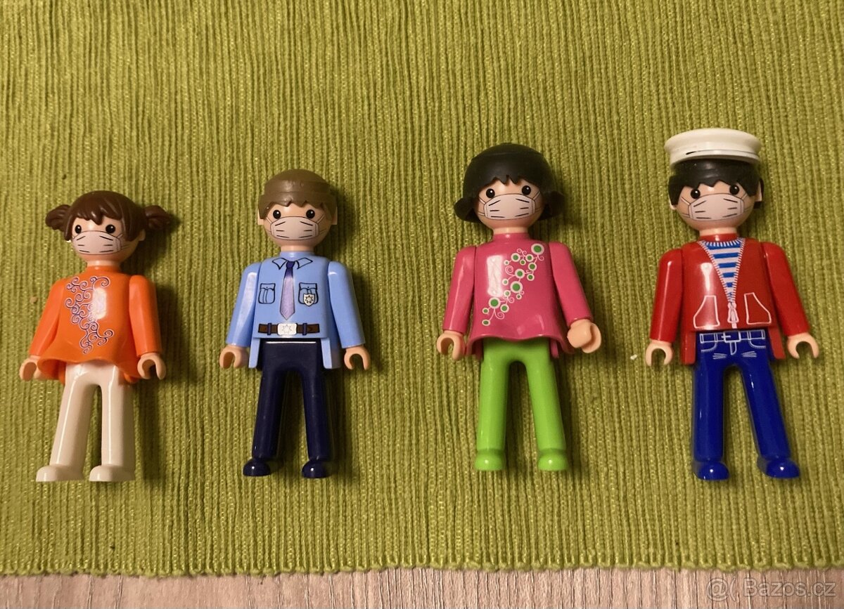 Igráček - sada 4 figurek s rouškou