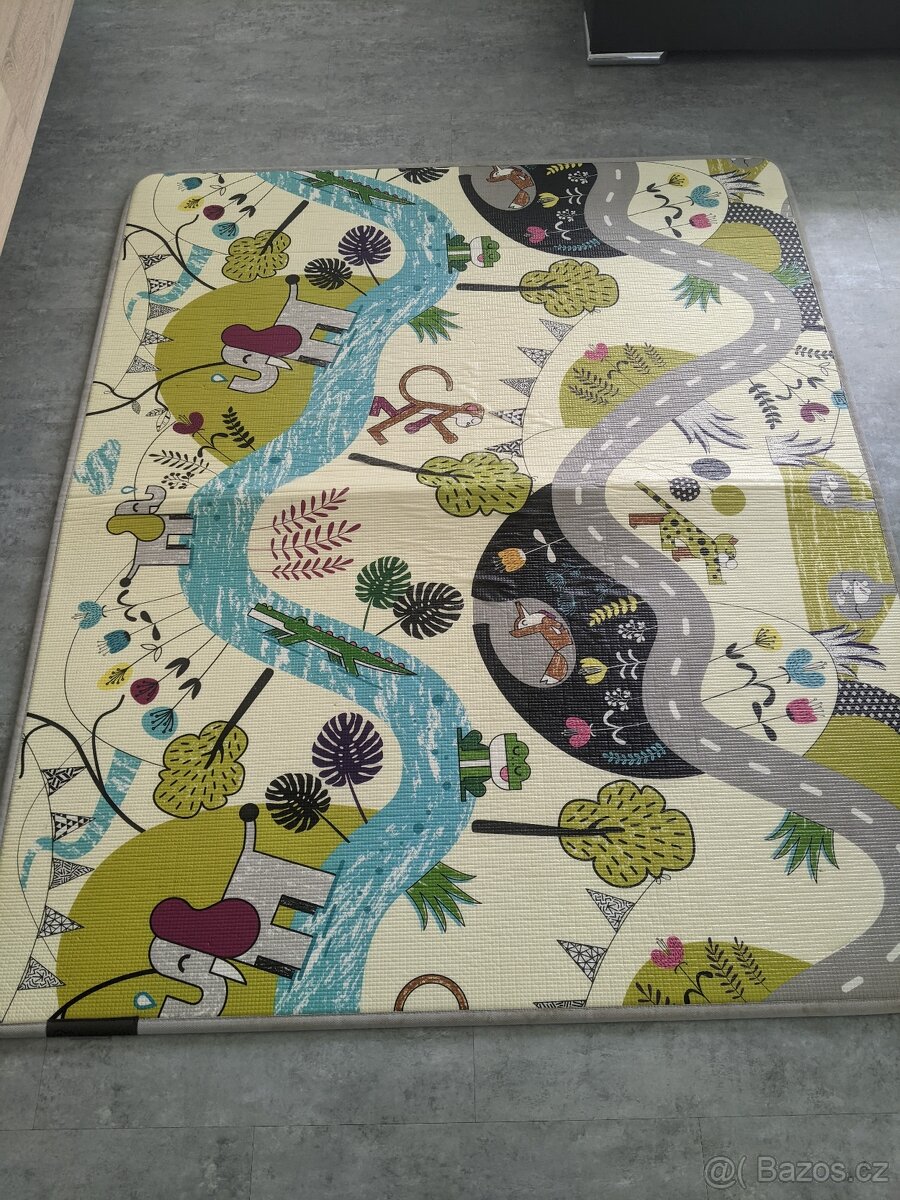 Kinderkraft pěnová hrací podložka oboustranná