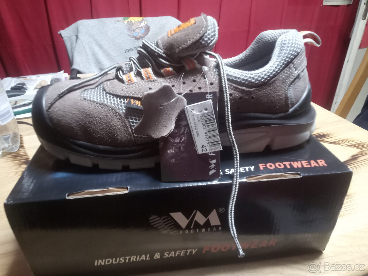 Pracovní boty vel. 42