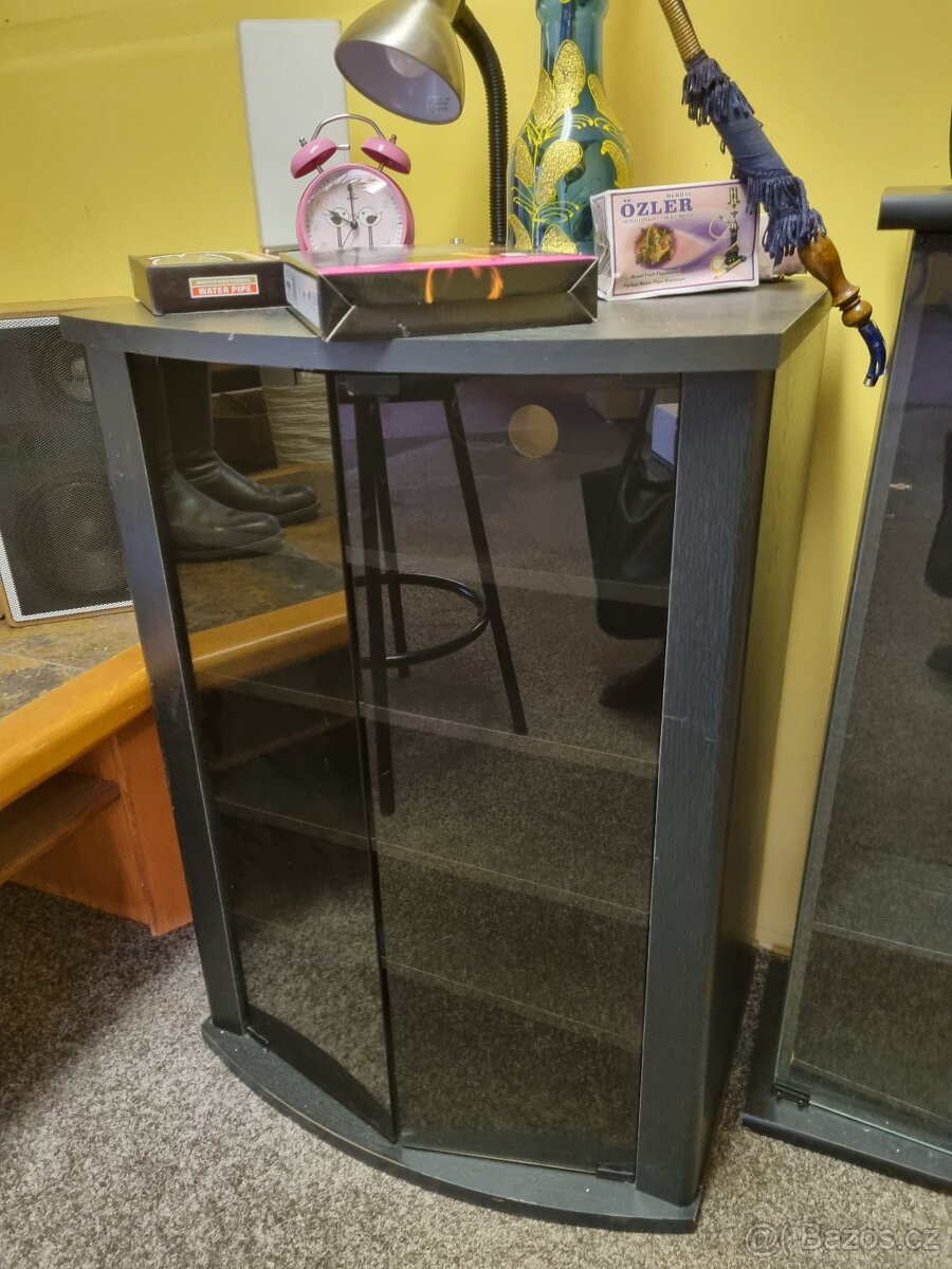 Skříňka na CD/DVD široká