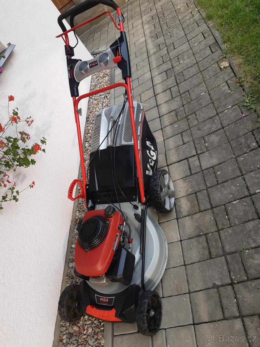 Benzínová sekačka s HONDA motorem