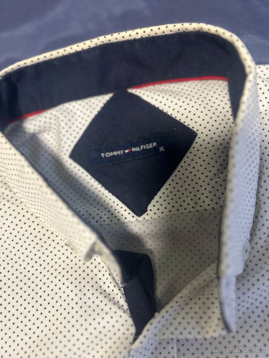 Tommy Hilfiger
