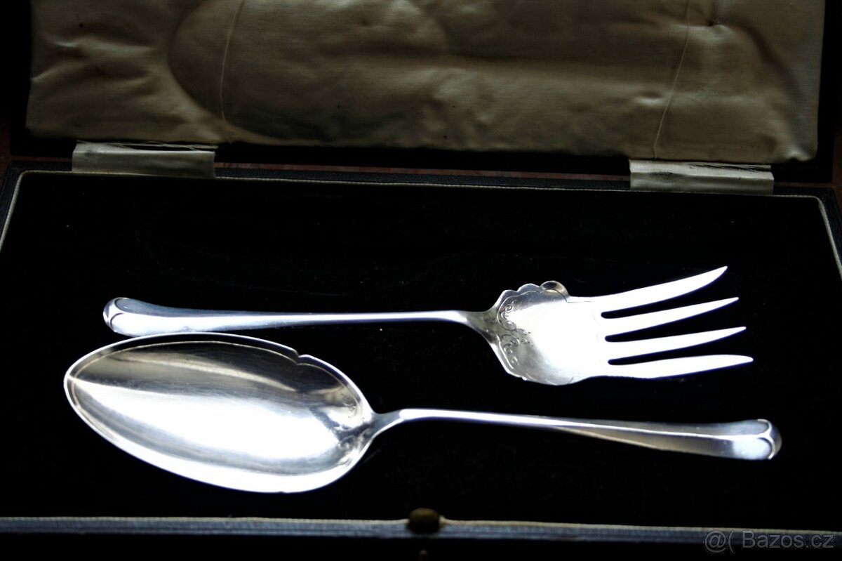 STŘÍBRNÉ PŘÍBORY ZA CENU HMOTNOSTI STŘÍBRA