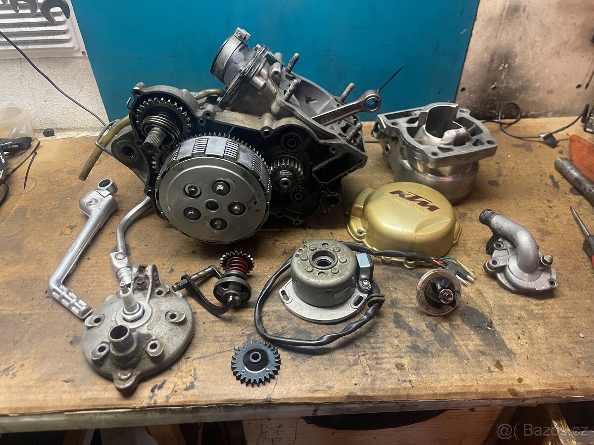 Díly motor ktm sx 125