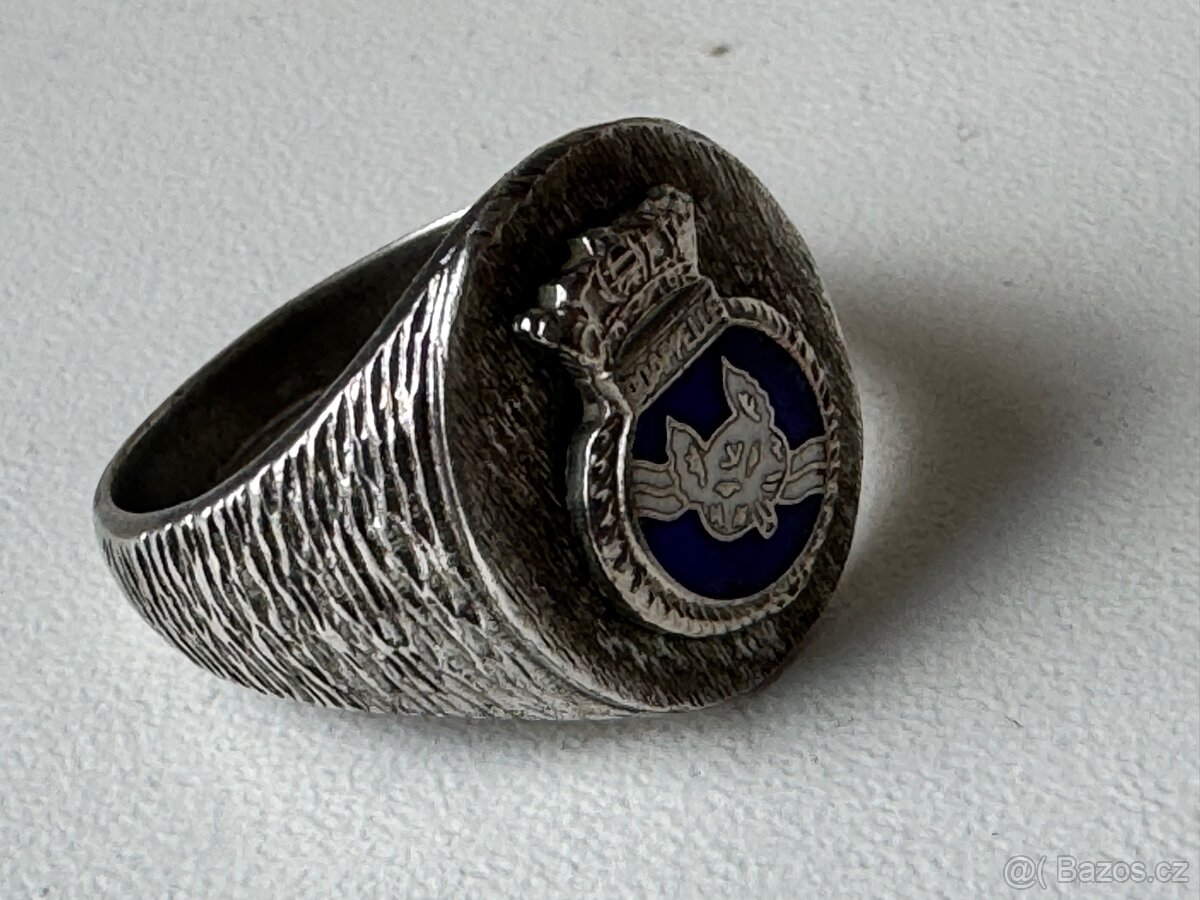 Památeční vojenský prsten