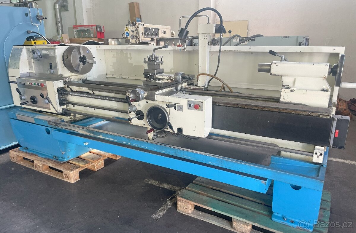 Soustruh hrotový TRENS SN 500 S