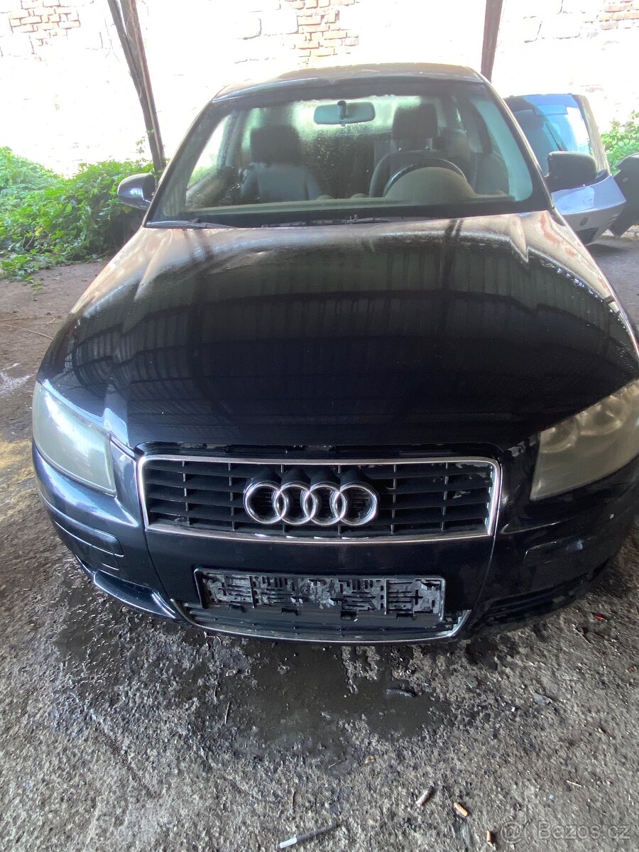 Audi A3,3 dveřový,rok výroby 2003,barvy LZ9W