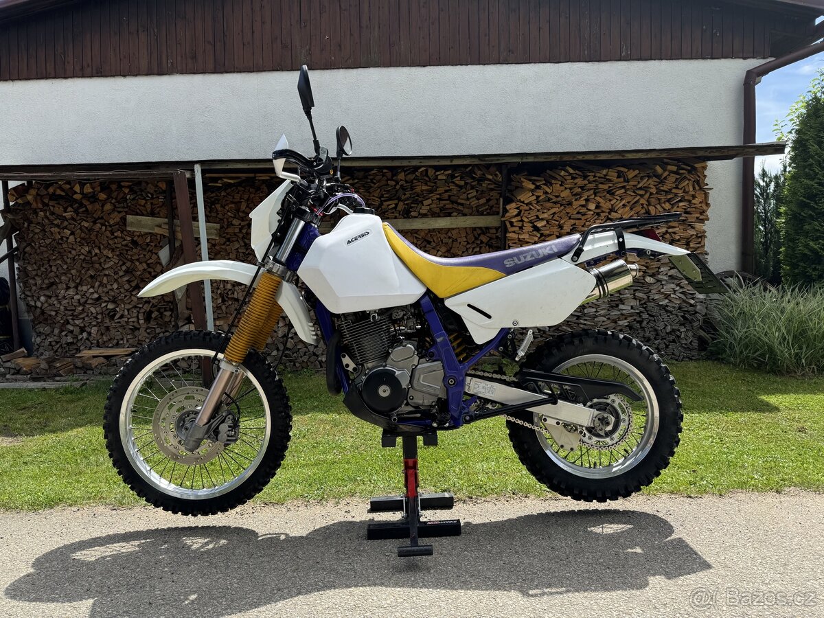 SUZUKI DR 650 SE