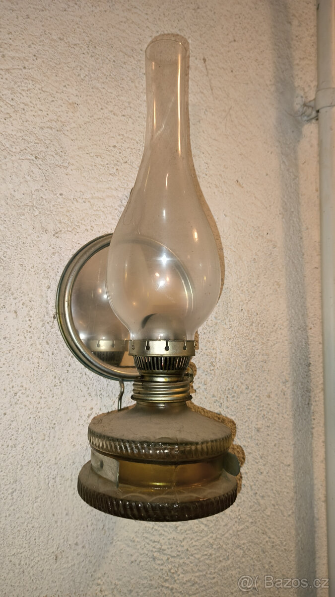 Petrolejová lampa