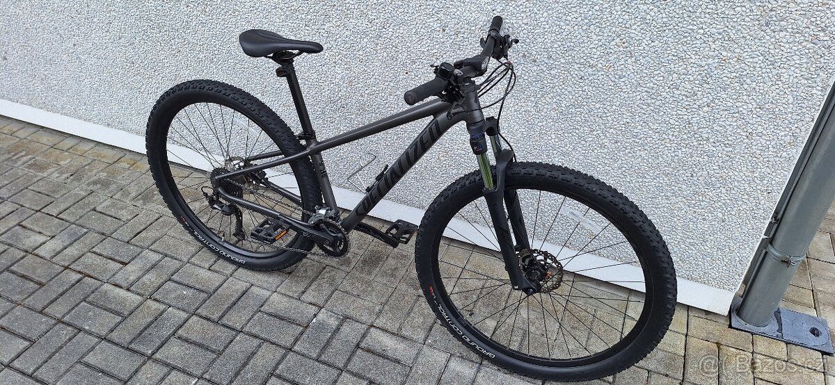 Zánovní horské kolo Specialized Rockhopper S, 29"