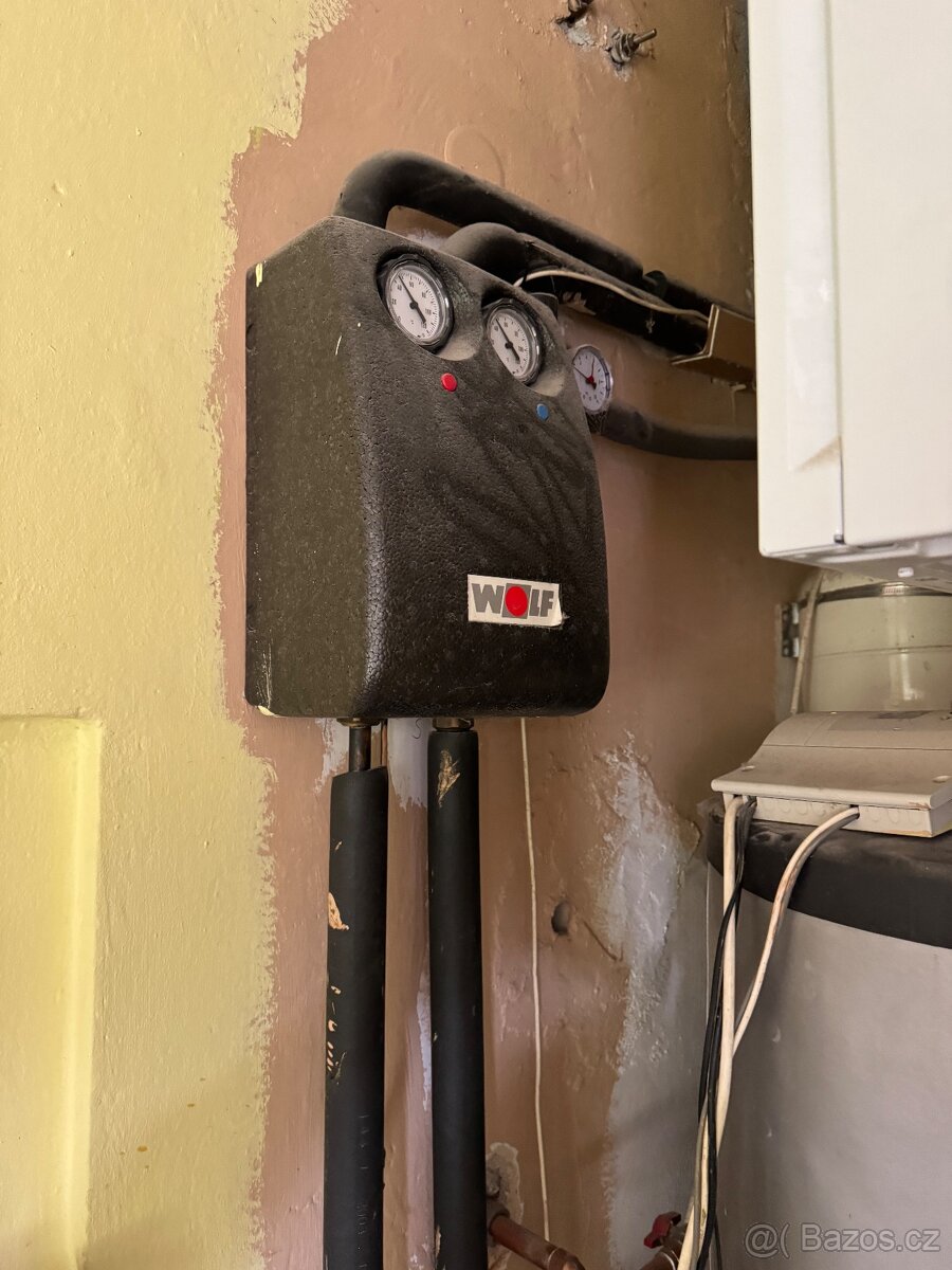 Bojler, výměník, řízení, oběhové čerpadlo, 2 solární panely