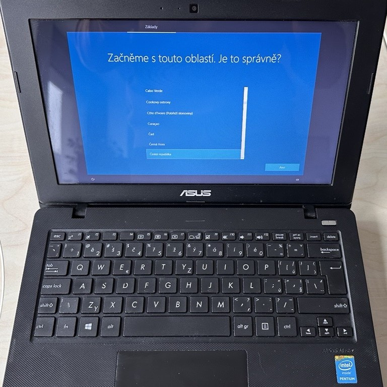 Asus X200M 11,6" Netbook