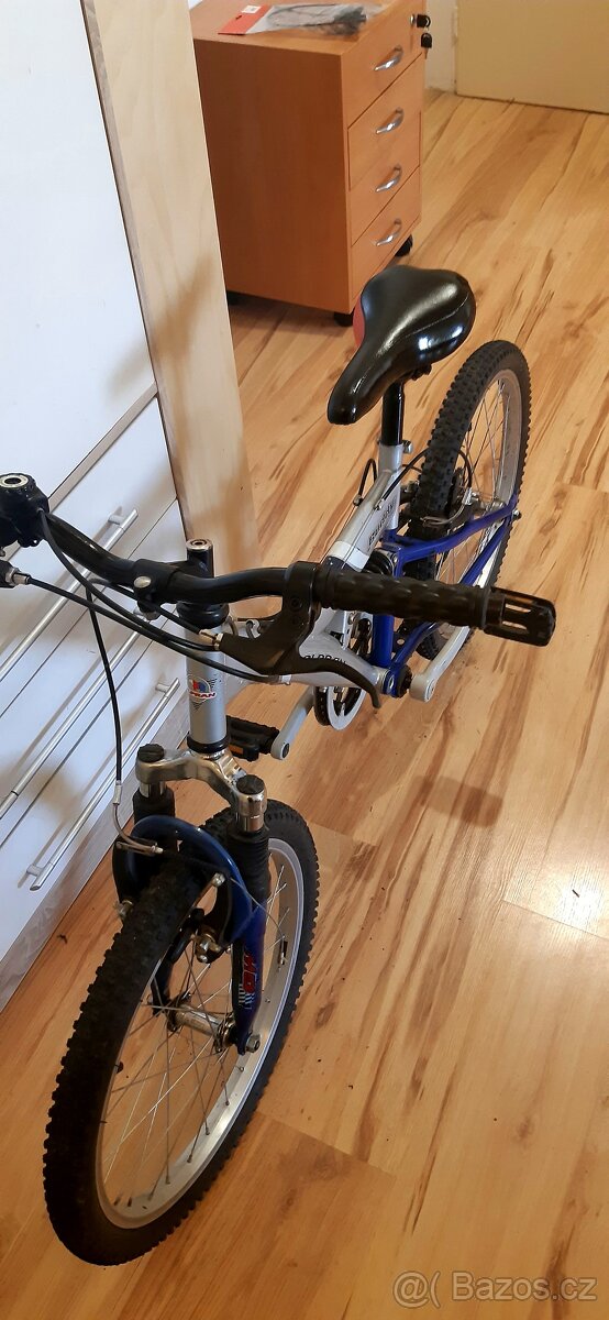 Trial dětské celoodpruzene kolo