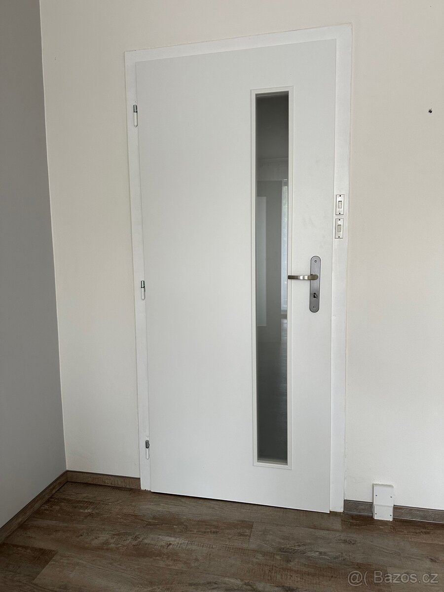 Interiérové dveře se sklem bílá - Sierra více kusů