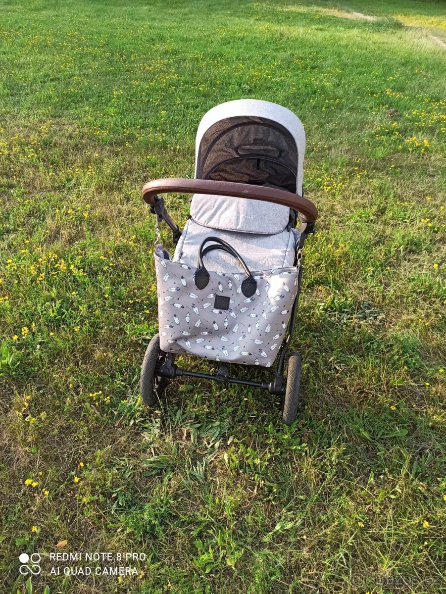 Kočárek kinderkraft