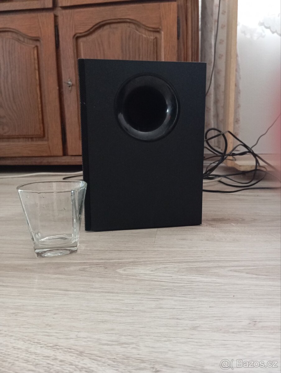 LOGITECH 2.1 Reproduktory 120Wats