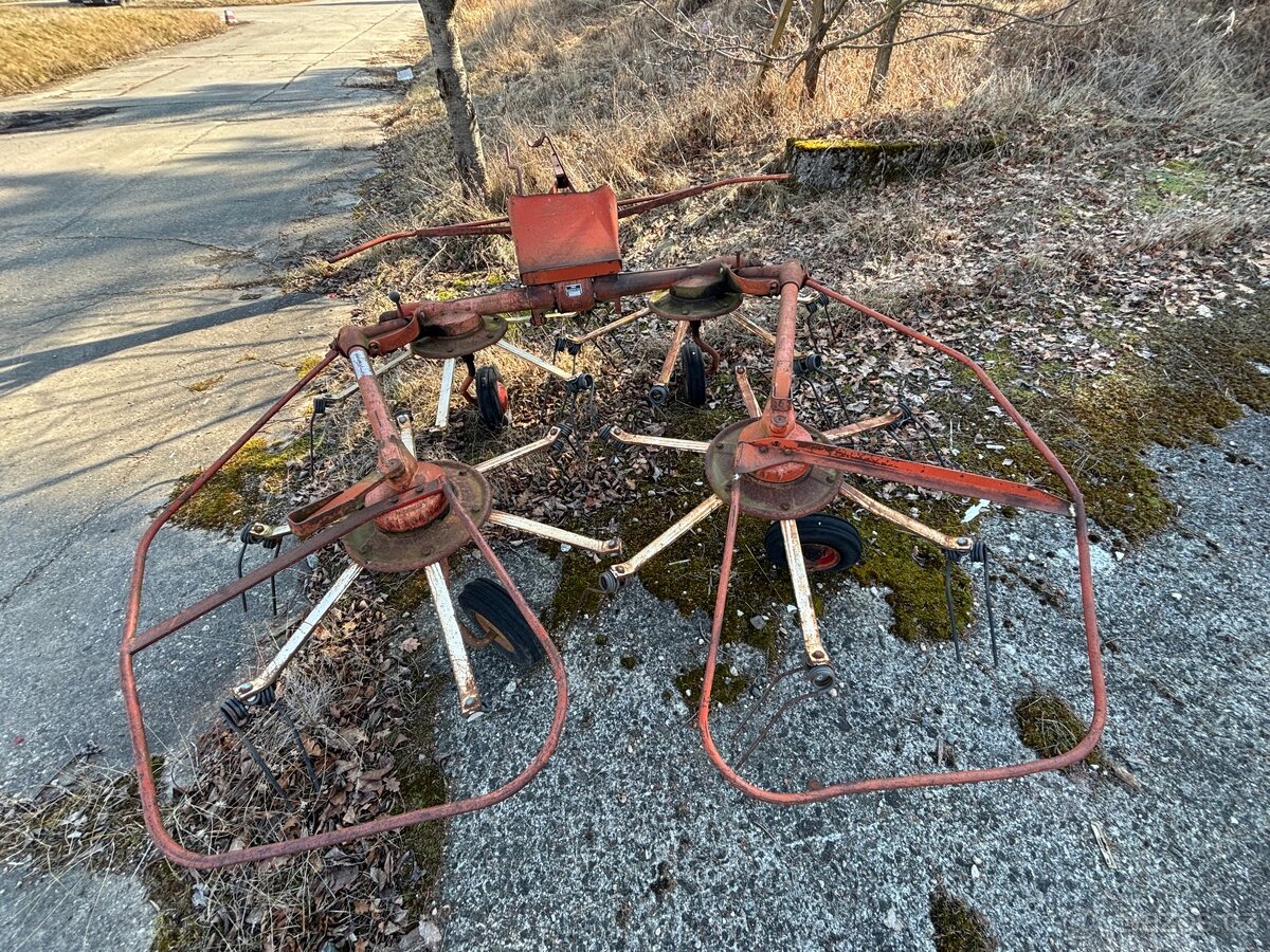 Prodám tažený obraceč sena Deutz Fahr KH 40 + náhon