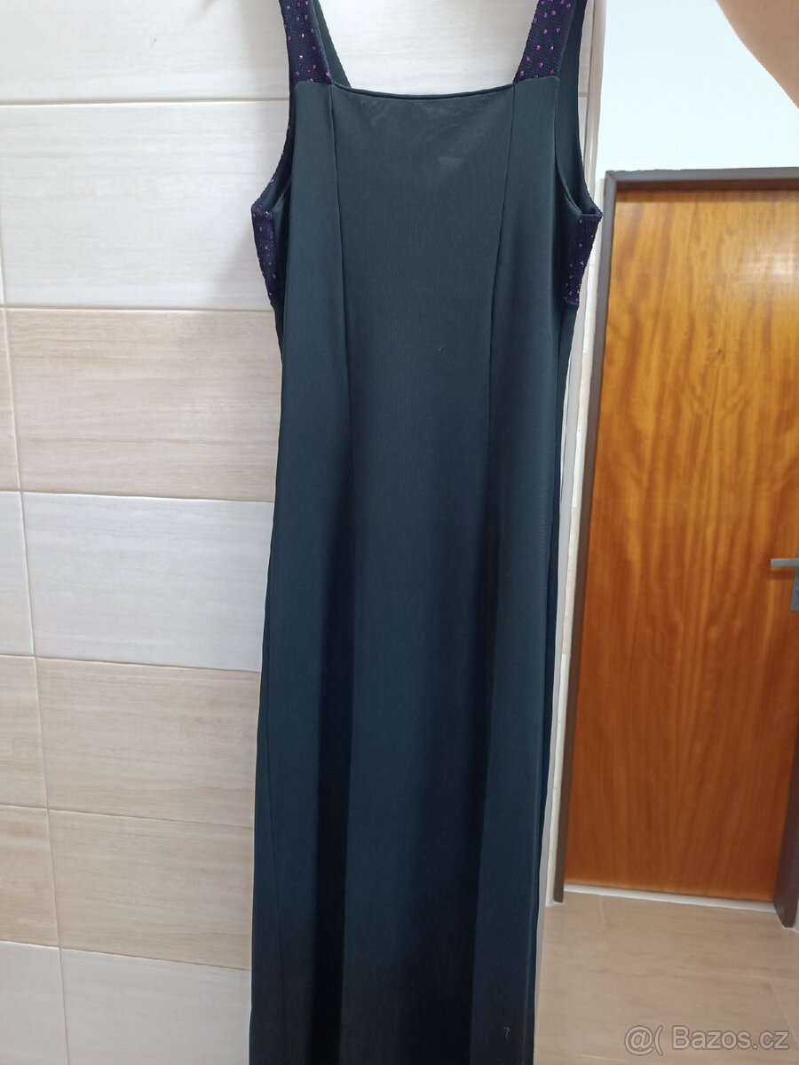 Šaty