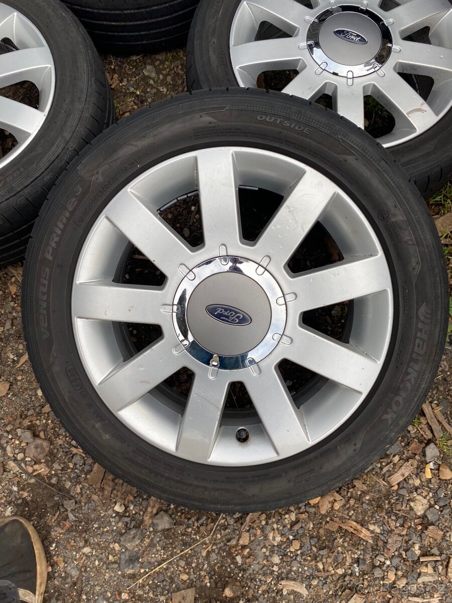 4x108R15 Ford