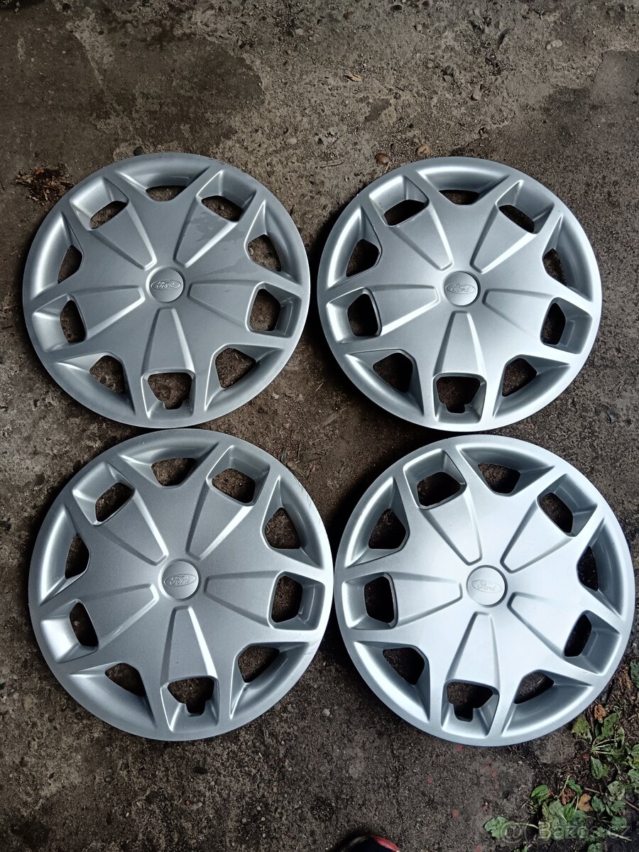 Originál poklice Ford Transit r16
