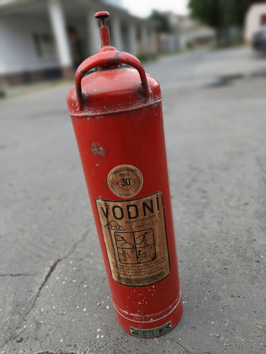 Retro hasící přístroje