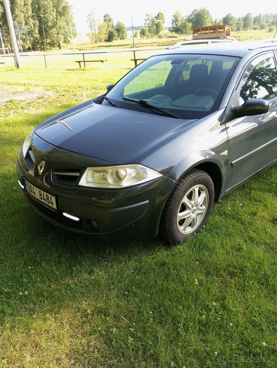 Renault Megane kombi 1.6i 82kW