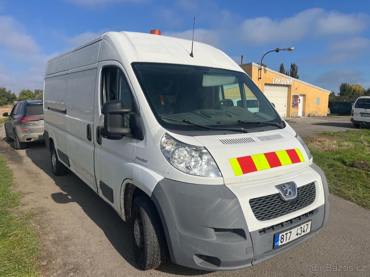 Peugeot Boxer 2.2 HDi (88 kW), r. 2008 – nákladní automobil,