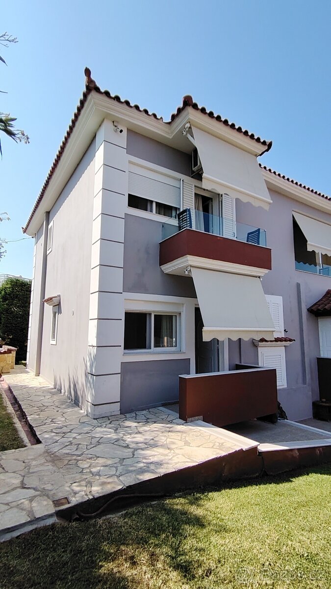 Prodej vily se čtyřmi apartmány ,Ksamil,Albánie