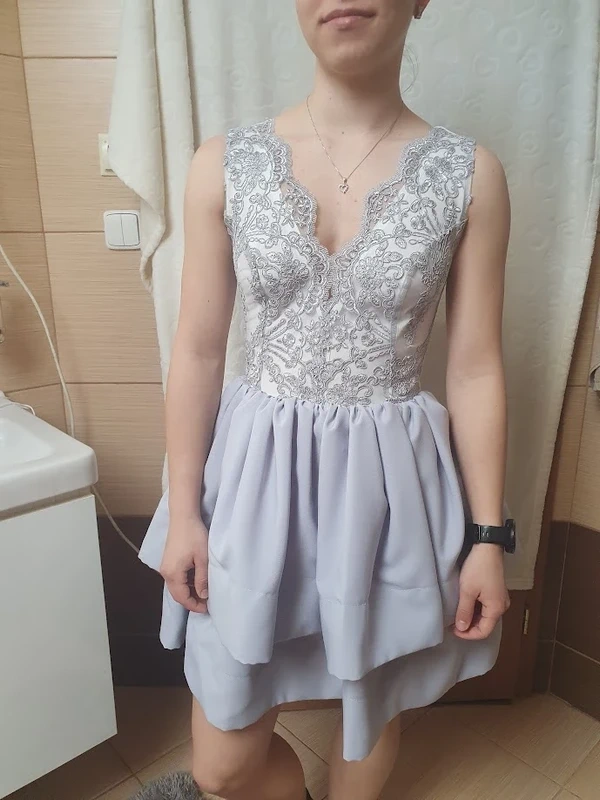 šaty do tanečních velikost xs