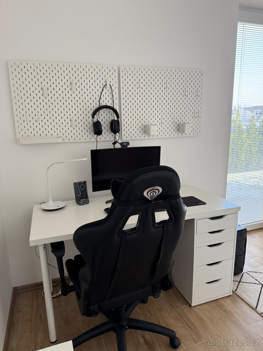 Počítač Genesis Titan včetně příslušenství