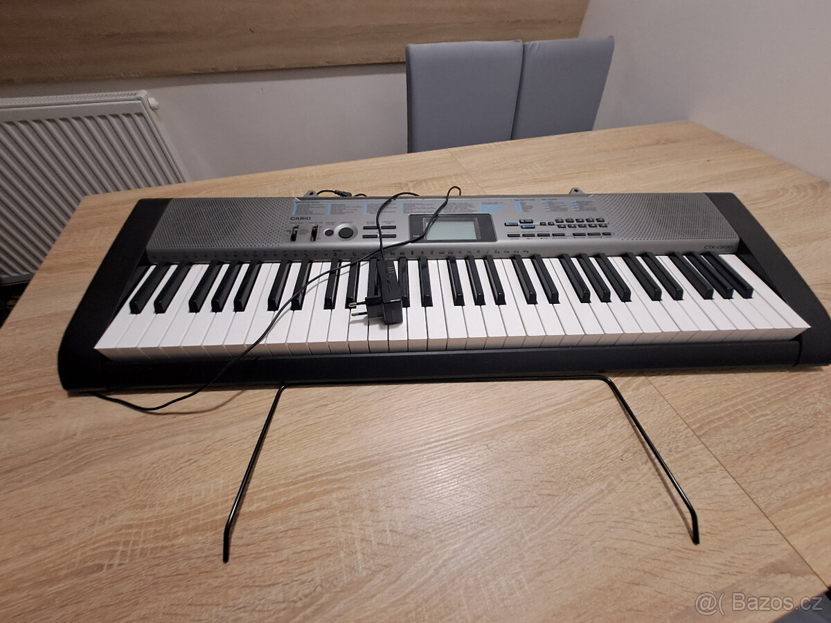 Klávesy Casio CTK-1300