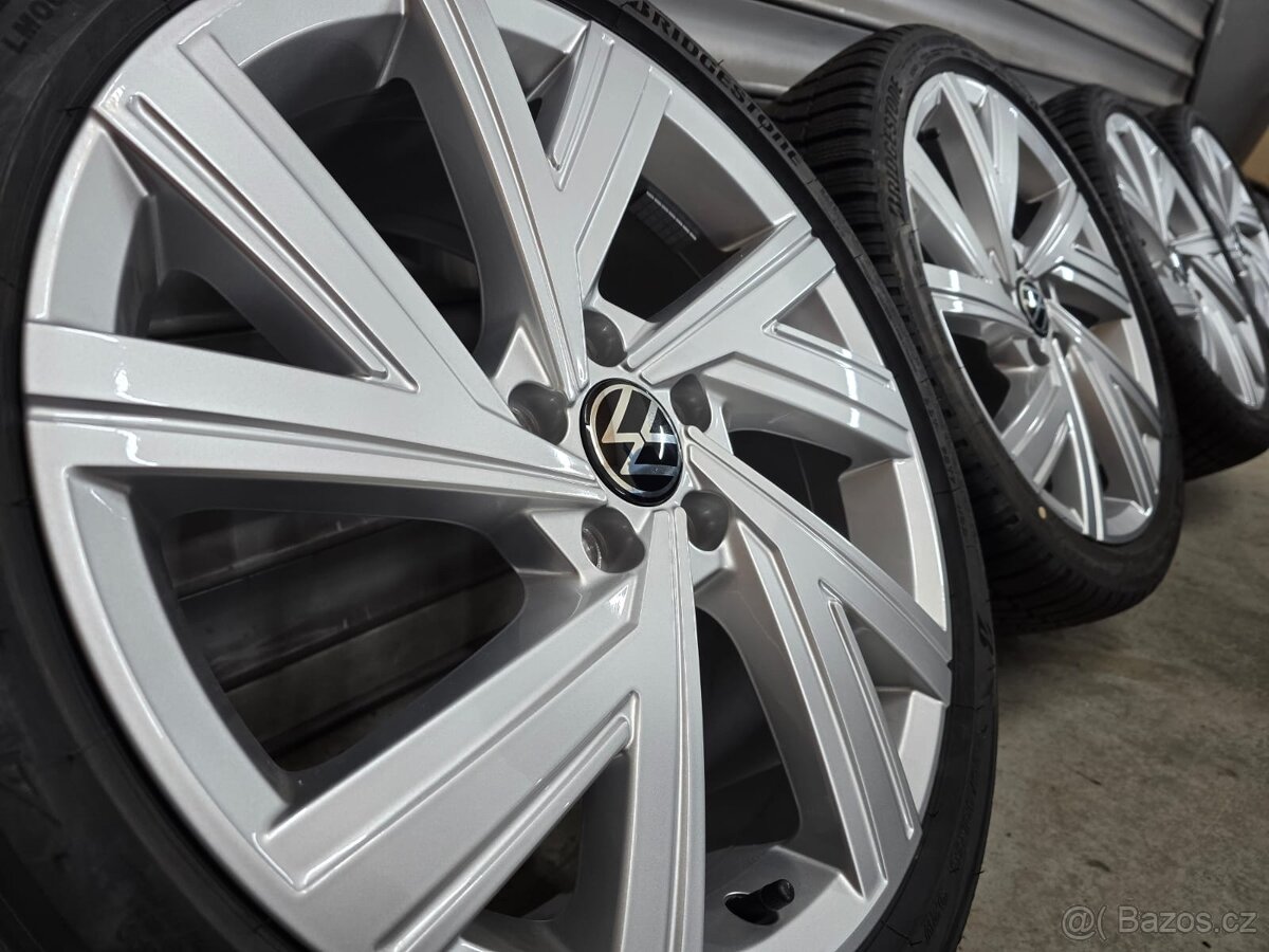 ❄️Nová zimní sada ALU kol VW Golf VIII Bergamo R18❄️
