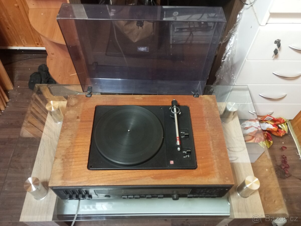 Gramofon Tesla Alegro