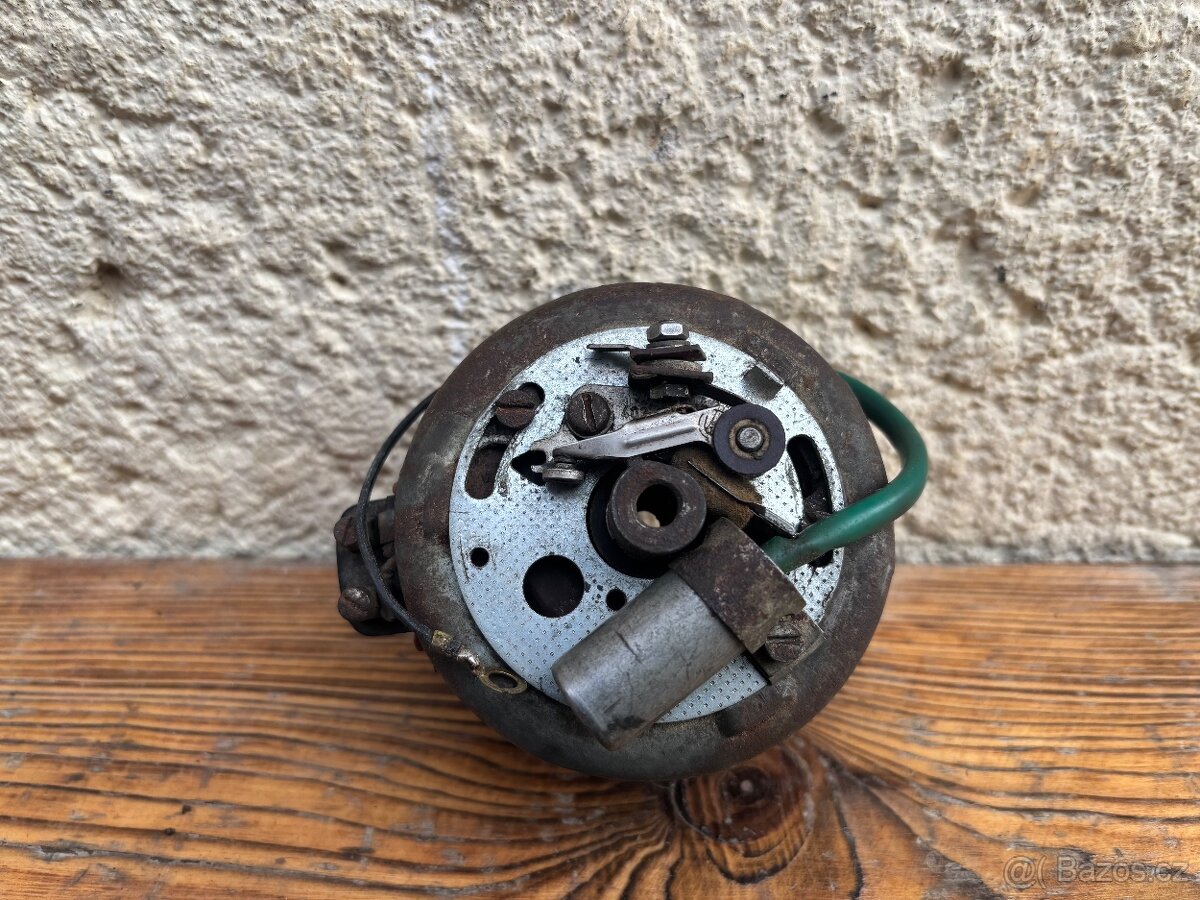 Zapaľovaní jawa pionyr