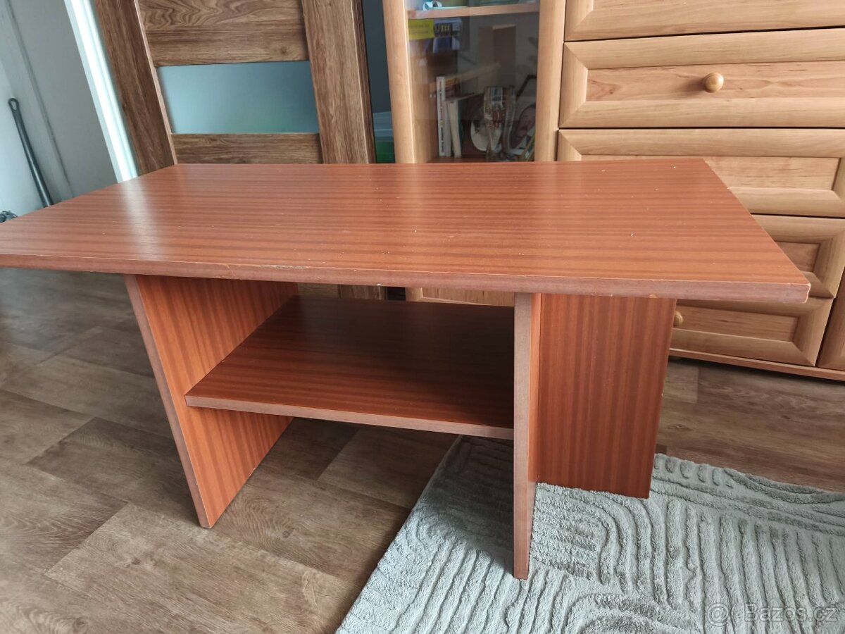 Konferenční stolek