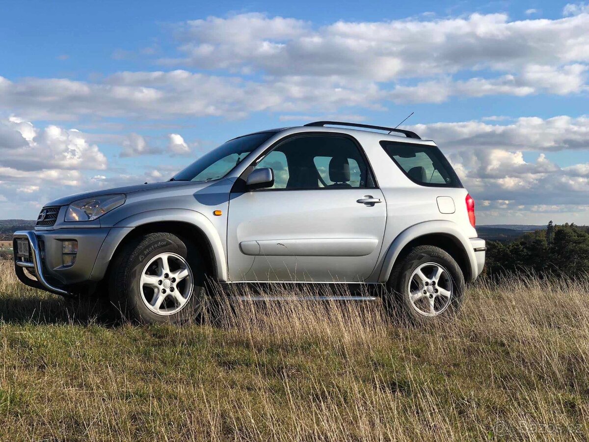 Toyota RAV4  2.0 VVT-i automat, 4x4, 74 tisíc KČ