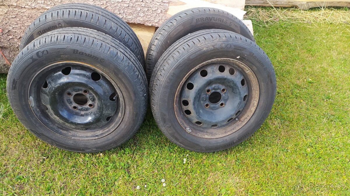 Letní pneu s disky 185/60 r14