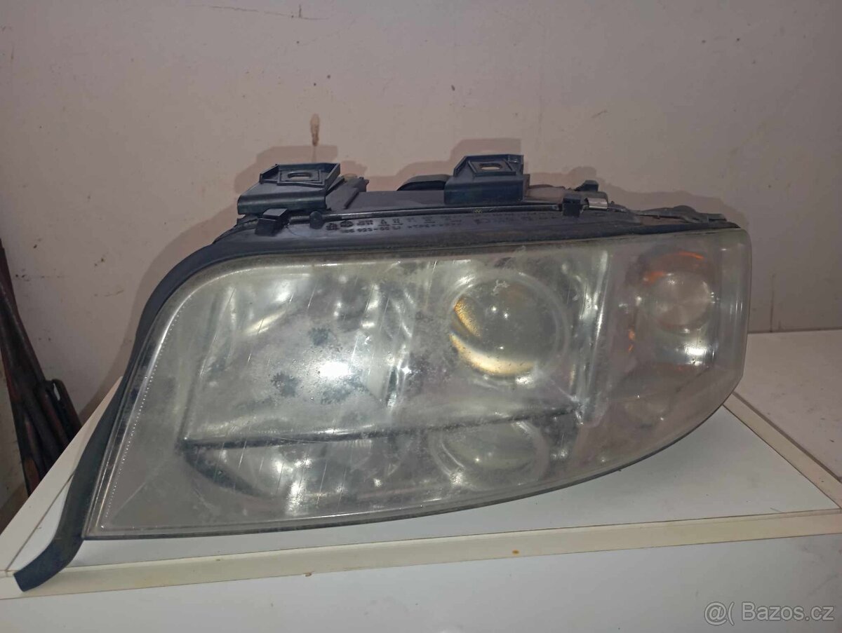 Světla Audi A6 C5
