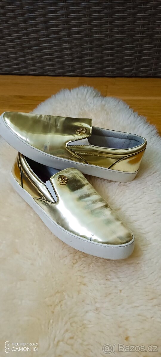 Pohodlné botky slip on zn.Armani Jeans,v.39