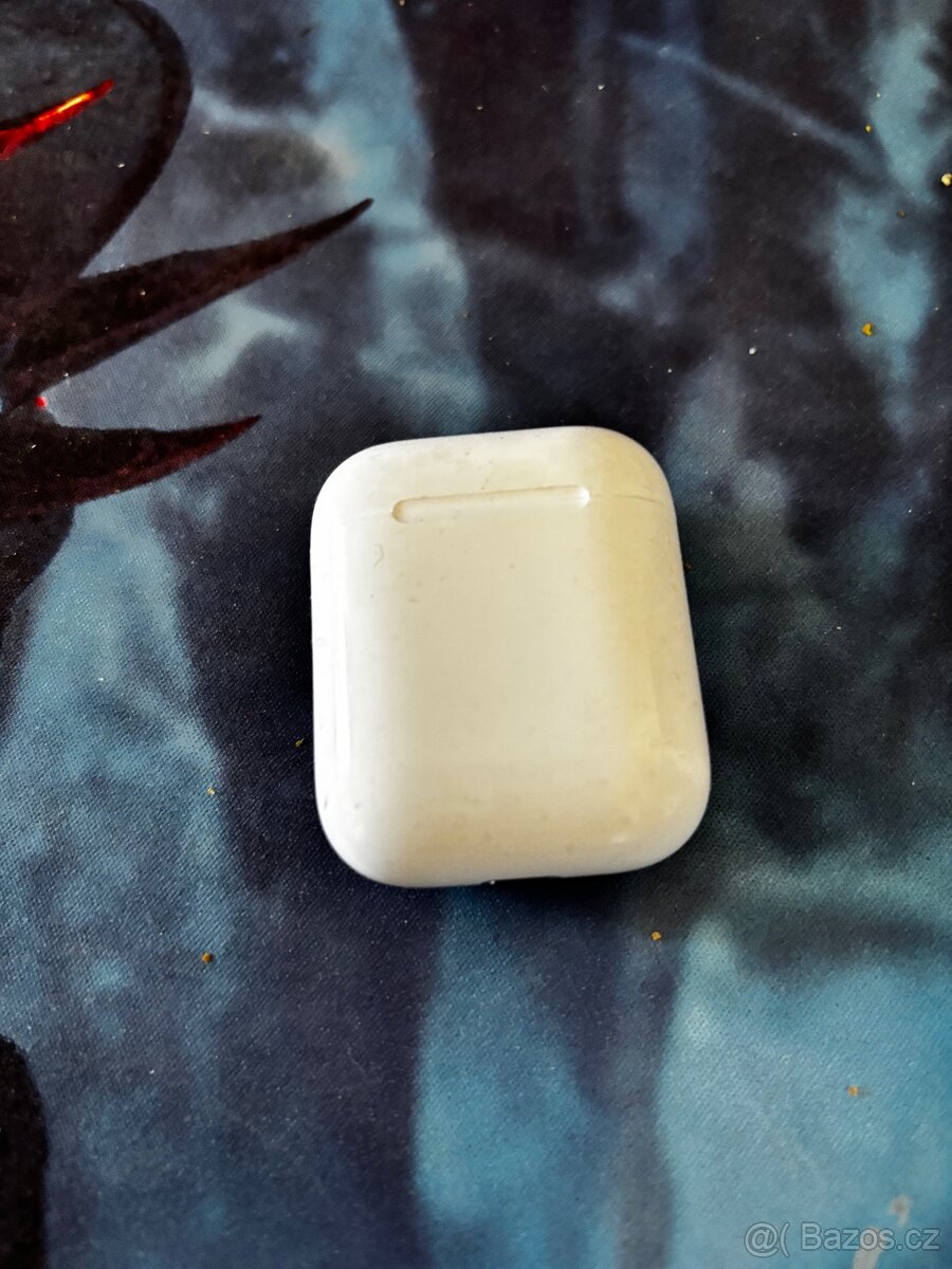 AirPods 2 generace funkční